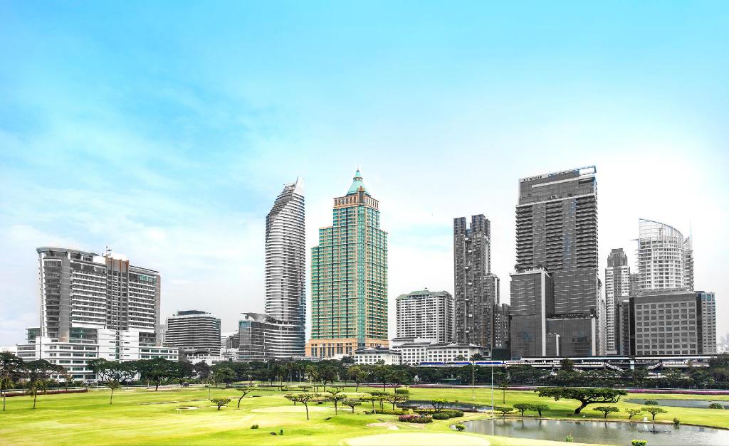 그랜드 센터 포인트 호텔 라차담리